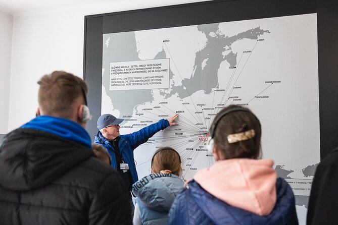 Auschwitz-Birkenau: Day Trip & Transfer from Kraków - Pickup at Pawia 18B and the Ride Out to Auschwitz