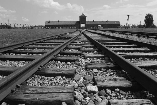 Auschwitz Birkenau Guided Tour/Skip The Line/PickUp/Guide ENG - Price and what you’re really paying for