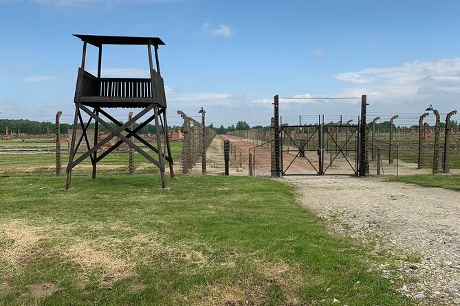 Auschwitz Birkenau Guided Tour/Skip The Line/PickUp/Guide ENG - Getting in: tickets, ID checks, and skipping the worst lines