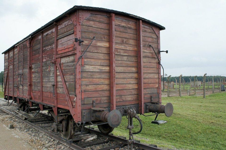 Auschwitz-Birkenau Guided Tour & Transfer from Krakow - Auschwitz II-Birkenau: the largest camp and the photos you’ll understand differently