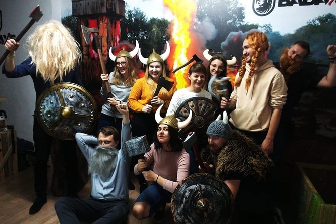 Axe Throwing In Bad Axe Krakow - Picking Your Time Slot: 90 Minutes That Work With Kraków Evenings