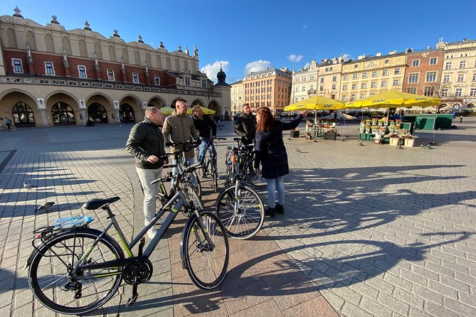 Complete Cracow Bike Tour (small group of maximum 15 people!) - Start at Józefa Dietla and expect an easy, central workflow