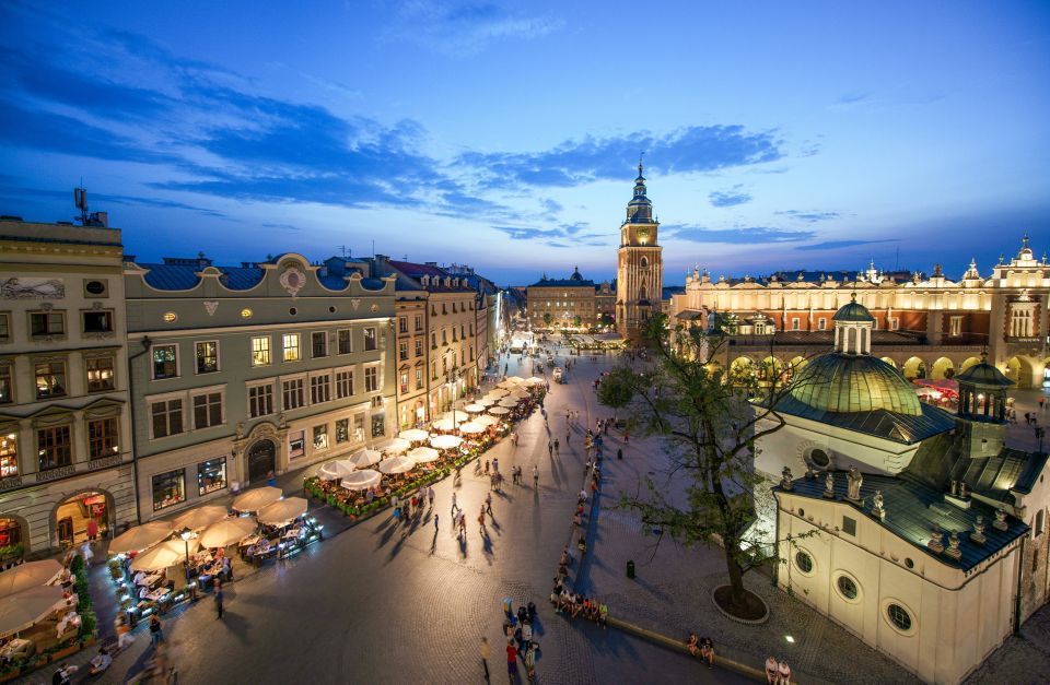 Creepy Krakow: 2-Hour City Walking Tour - Key Squares: Maria Magdalena’s Square and Katyński’s Square