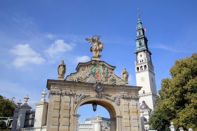 Czestochowa the Black Madonna Day Tour from Krakow - Miraculous Picture Chapel and guided time: how to use your hours
