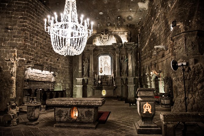 Day Trip: Auschwitz-Birkenau and Wieliczka Salt Mine from Krakow - The Documentary on the Way: Helpful Context, Not a Substitute