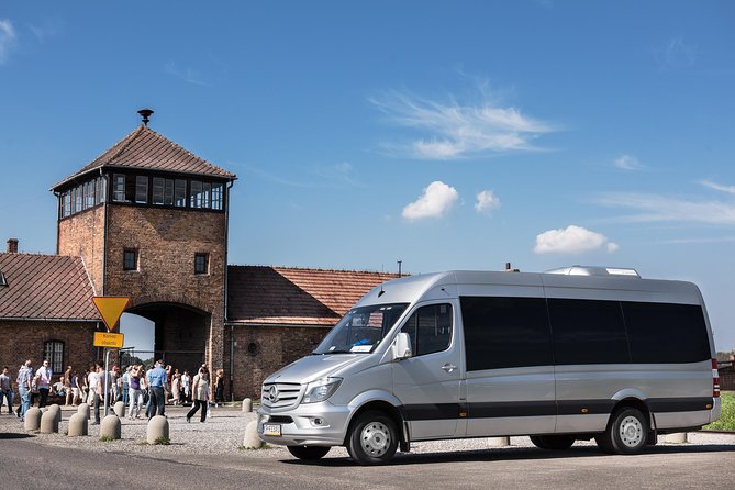 Day Trip: Auschwitz-Birkenau and Wieliczka Salt Mine from Krakow - Lunch at Auschwitz: Included, Quick, and With Real Dietary Options