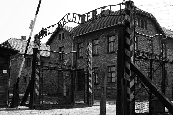Day Trip: Auschwitz-Birkenau and Wieliczka Salt Mine from Krakow - Stairs, Cold, and Shoes: Your Comfort Checklist