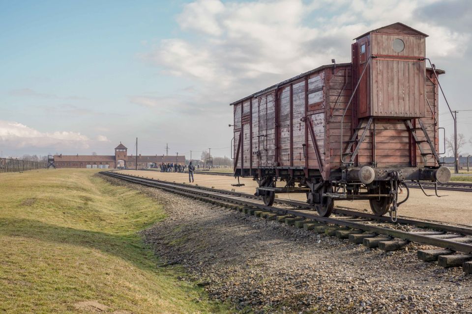 From Krakow: Auschwitz-Birkenau Full-Day Guided Tour - Price and value: what $89 includes (and why it matters)