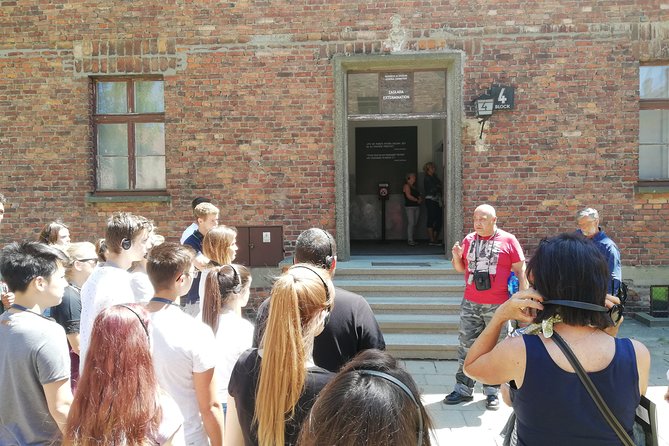 From Kraków: Auschwitz-Birkenau Guided Tour with Licensed Guide - What your money covers: $45.28 of real logistics