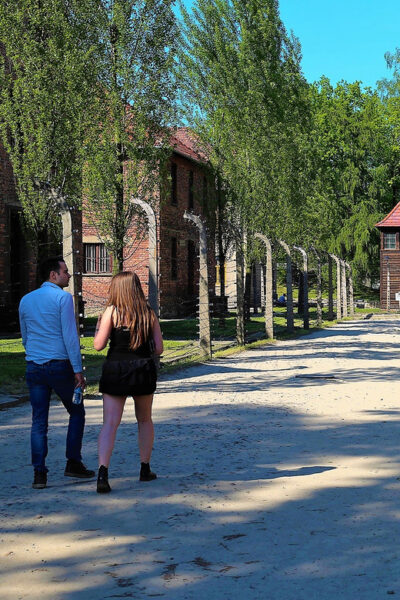 From Krakow: Auschwitz Birkenau Small Group Tour with Pickup - Auschwitz I: How the First 2 Hours Get You Oriented