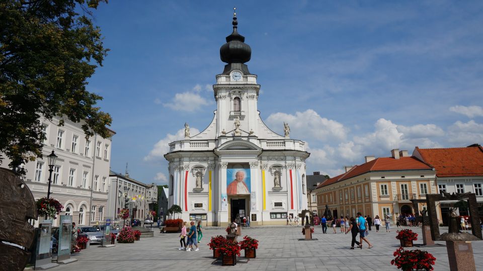 From Krakow: Full-Day Wadowice & Czestochowa Tour - Wadowice: where Karol Wojtyła’s early story takes shape