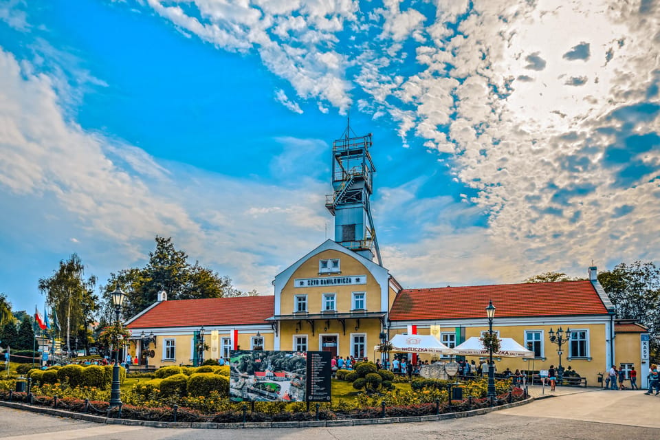 From Krakow: Half-Day Salt Mine and Schindler's Factory Tour - Quick tips to make this day smoother
