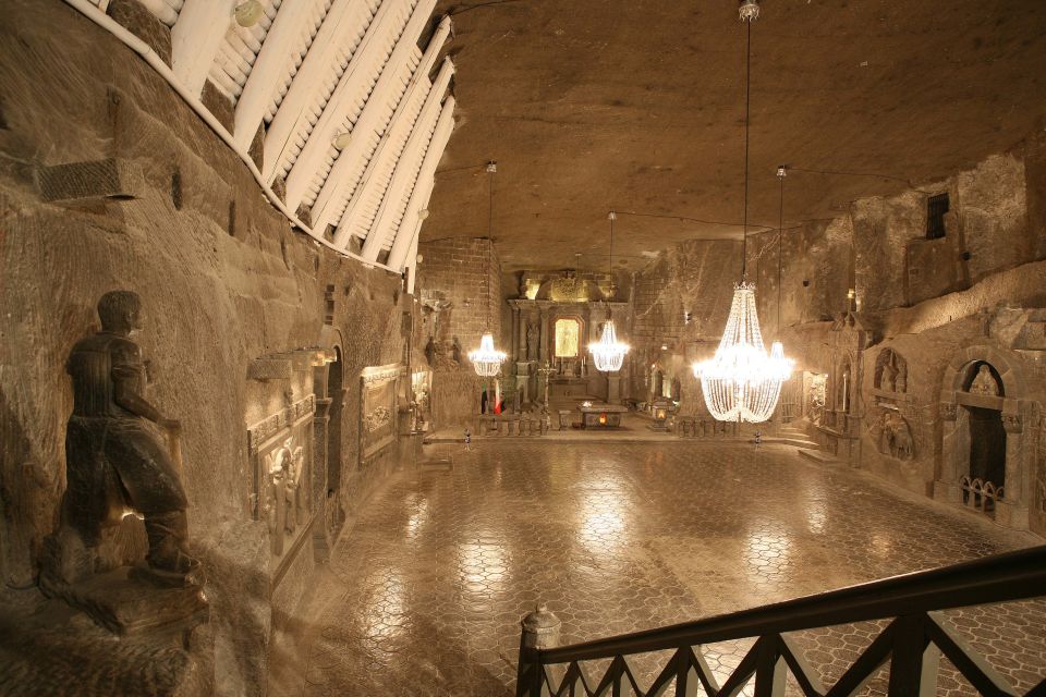 From Krakow: Wieliczka Salt Mine Tour - Wieliczka’s 800 steps and 135 meters down