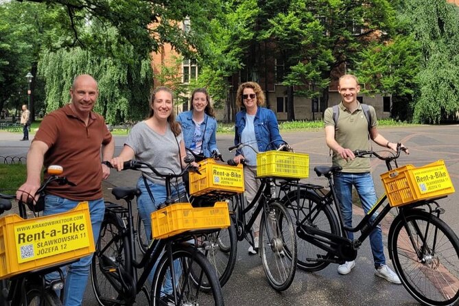 Full Bike Tour - the Old Town, Jewish Qtr & the Ghetto NEW BIKES - Kazmierz (Jewish Quarter): from street life to the ghetto memorial sites