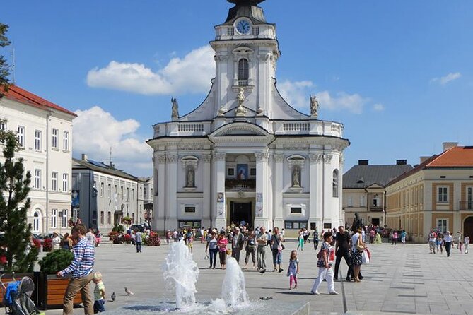 Half-Day John Paul II Route Tour from Krakow - Getting from Krakow: hotel pickup, air-conditioned comfort, English help