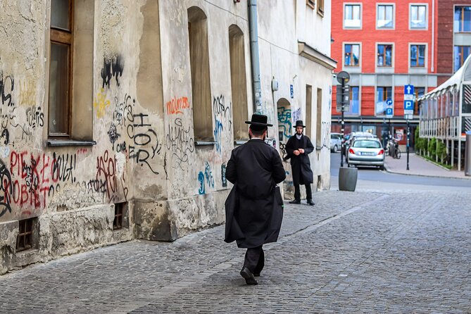Jewish Krakow Walking Tour - Market Square and the Eagle Pharmacy: where daily life meets witness