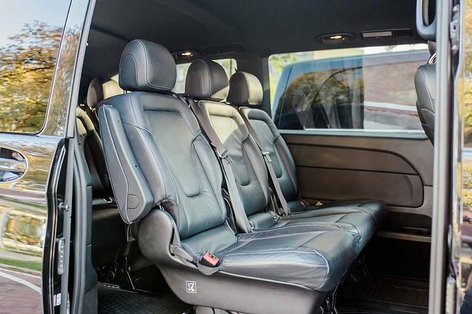 Krakow Airport Transfer - Practical extras that smooth your day: luggage, VIP parking, and child seats