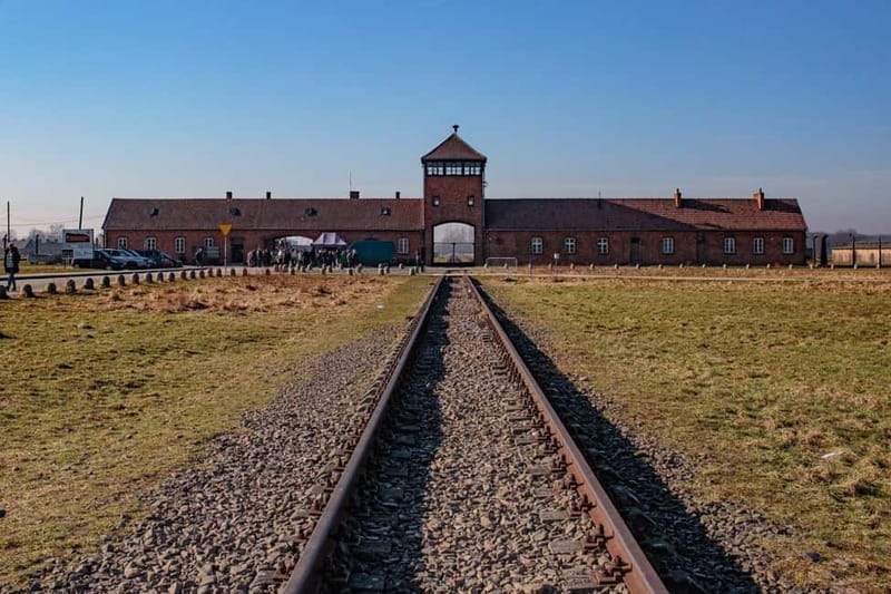 Krakow: Auschwitz-Birkenau Entry Ticket and Transfer - Why the Licensed Guide Format Matters (Even When You Know the Basics)