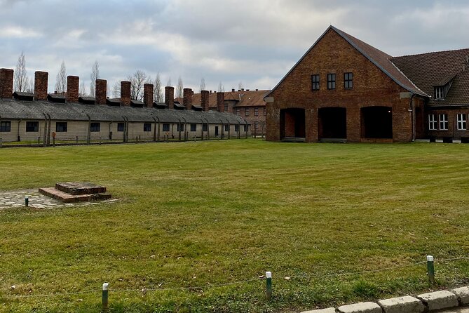 Krakow: Auschwitz-Birkenau Guided Tour & Hotel Pick Up - Timing, Terrain, and Practical Comfort Tips