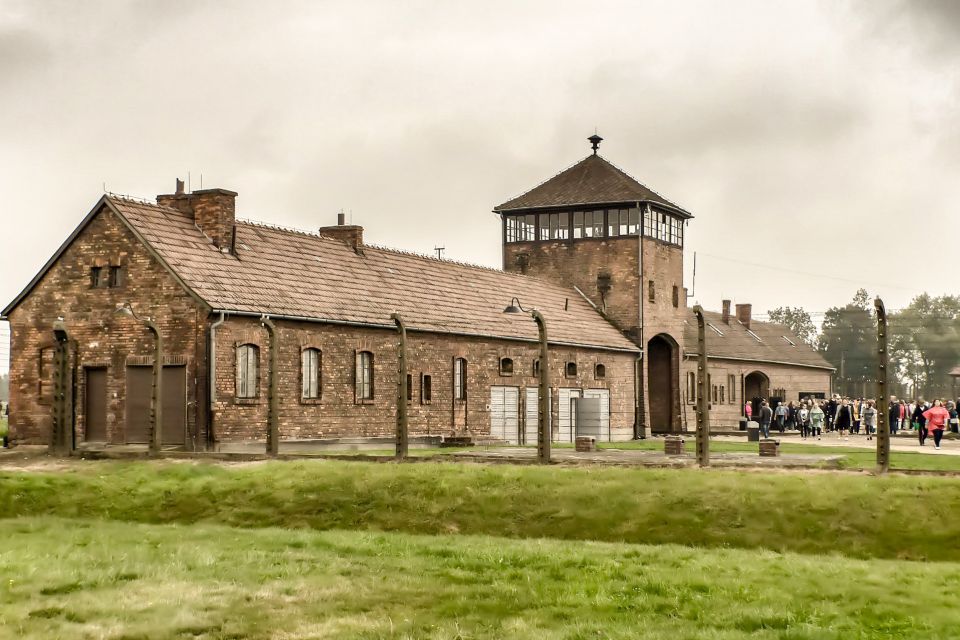 Krakow: Auschwitz Birkenau Museum Guided Tour with Pickup - Between Camps: How the Day Keeps Moving