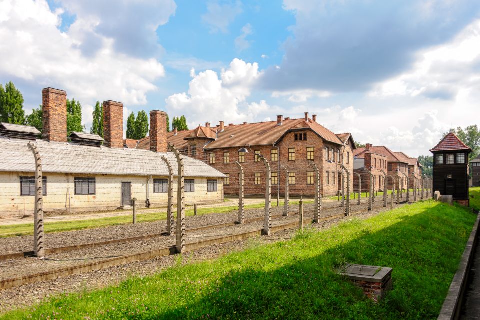 Krakow: Auschwitz Guided Tour with Pickup and Optional Lunch - Price and value: is $54 a good deal?