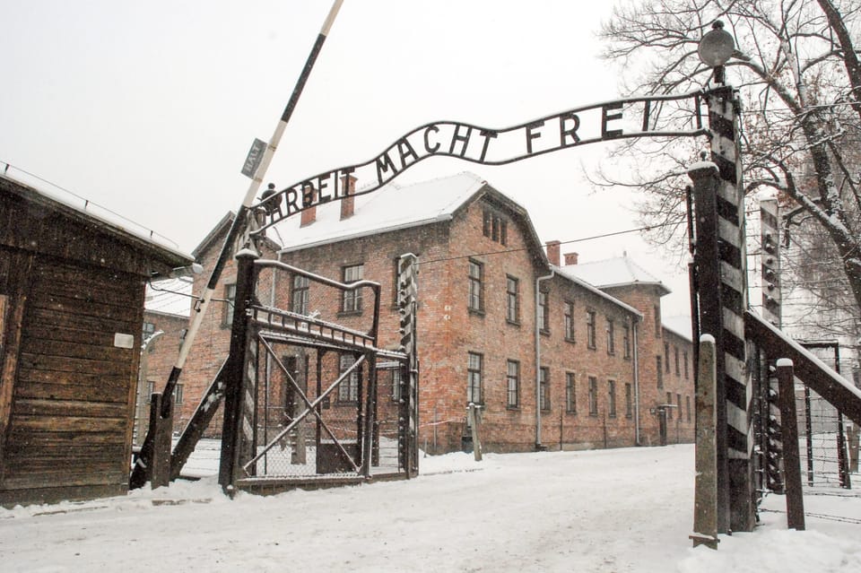 Krakow: Auschwitz & Wieliczka Salt Mine Guided Day Tour - Practical notes: ID, bags, and comfort rules that affect your day