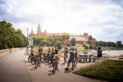 Krakow: Bike Tour of Old Town, Jewish Quarter and the Ghetto - Starting at Sławkowska 11: Finding the Office and Getting Rolling