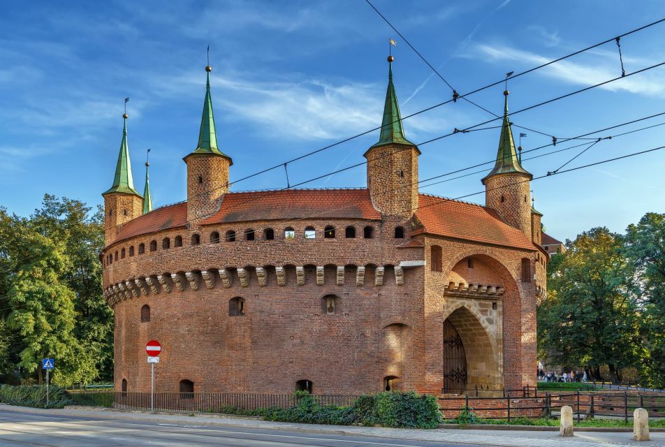 Krakow: Electric Car Sightseeing Tour - English-Speaking Driver Plus Audio in Many Languages