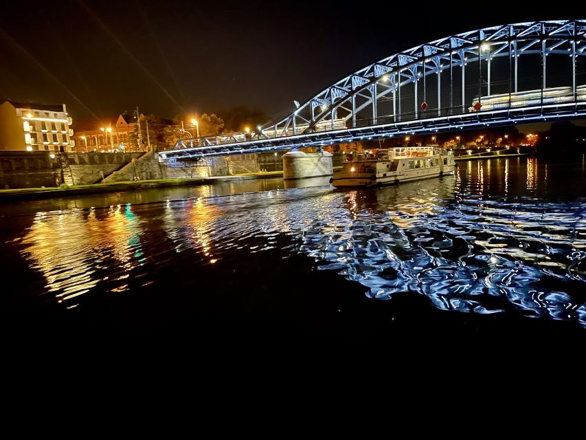 Krakow: Evening Cruise with a Glass of Wine - A one-hour plan that gives you Krakow’s lights without the work