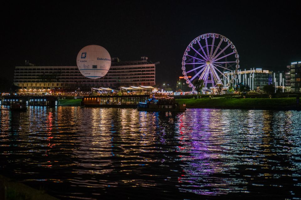 Kraków: Evening or Night River Cruise - Boarding at Kapitan Victor: the Sheraton pier makes it simple