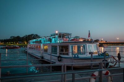 Kraków: Evening or Night River Cruise - Price and value: why $24 works (and when it might not)