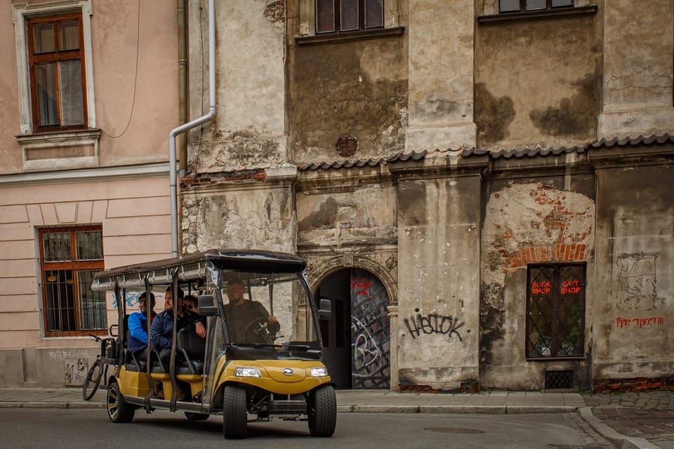 Krakow: Extended City Sightseeing Tour - Eco Buggy Golf Cart - Where to start: finding the cart and getting settled