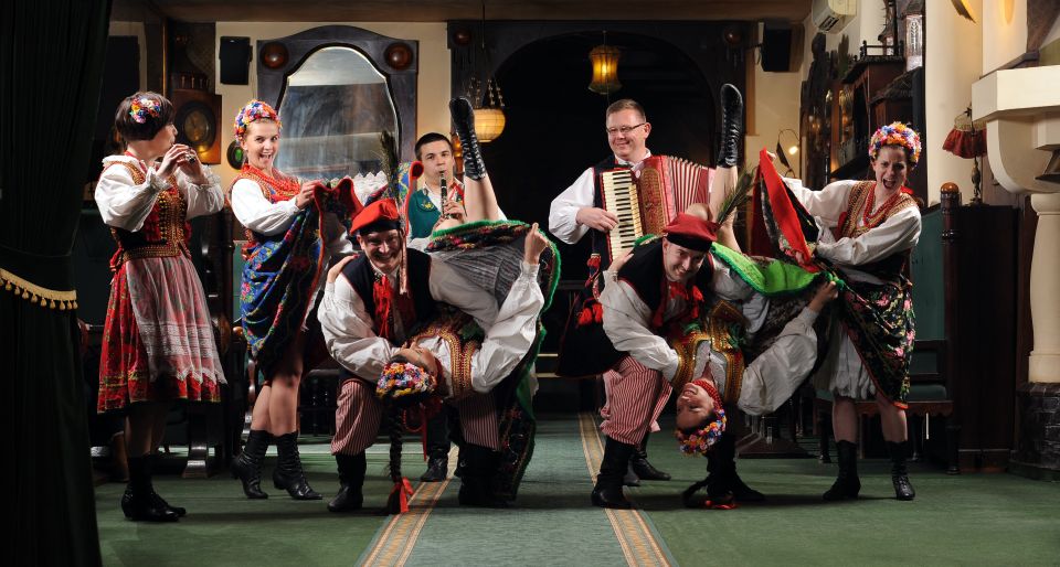Krakow: Folk Show & 3-Course Dinner at Jama Michalika Café - How the Night Flows: Two 25-Minute Folk Shows