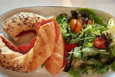 Krakow Food Tour by Foot: Polish Tastings in Old Town & Kazimierz - Mały Rynek Start: beer, round bread, and oscypek-style cheese