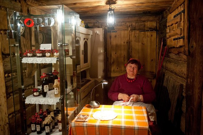 Krakow: Food Tour of 10 Tastings with Pierogi, Vodka & More - Price and Value: $105.26 for Food, Vodka, and a Walkable Route