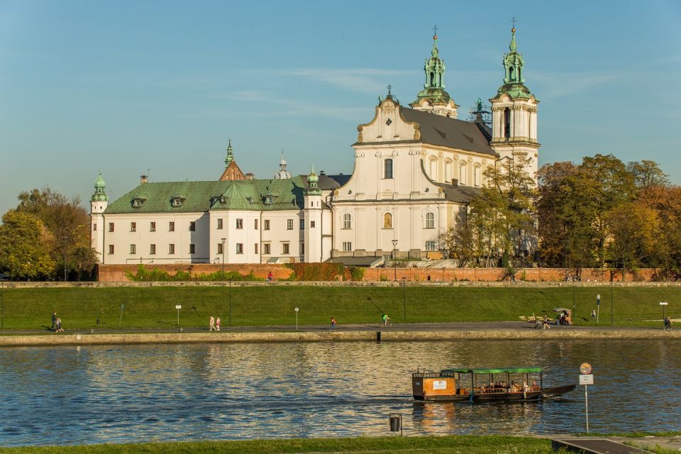 Krakow: Guided Wawel Tour, Lunch, and Vistula River Cruise - Price and Value: Is $102 a Good Deal?