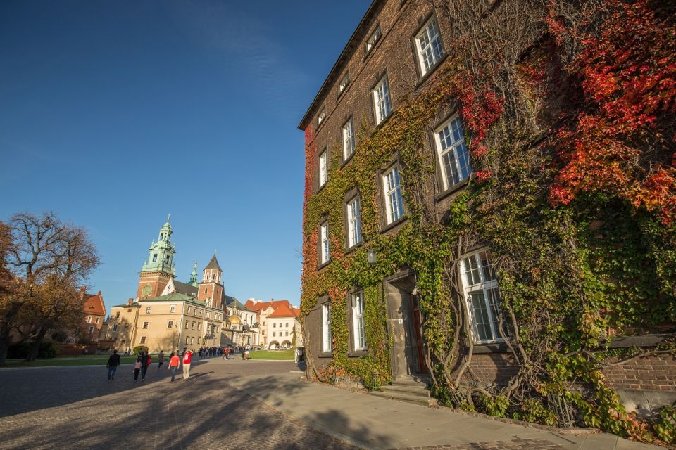 Krakow: Guided Wawel Tour, Lunch, and Vistula River Cruise - Who Should Book This Wawel + River Combo?