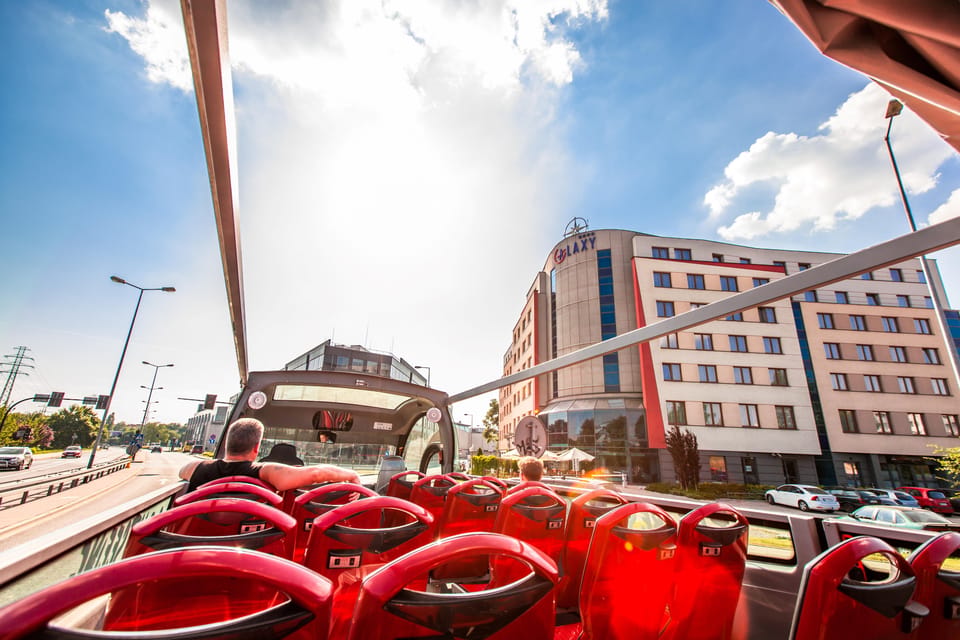 Krakow: Hop-On Hop-Off Bus Tour - Comfort, weather, and what to bring for a 1.5-hour ride