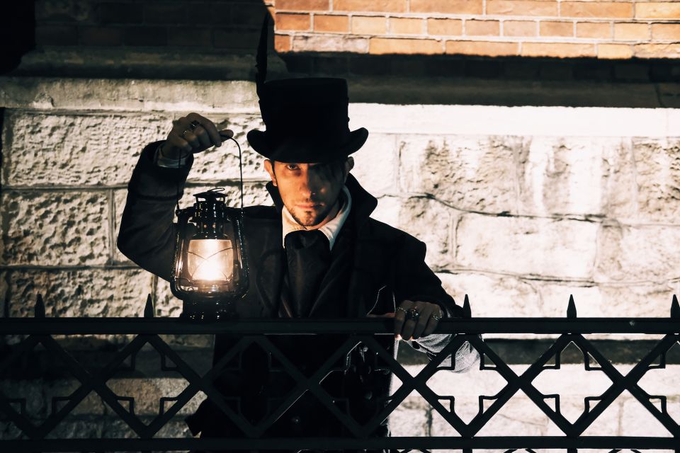 Krakow: Legends and Tales of Old Town Walking Tour - Gothic costume storytelling: what you’re really paying for