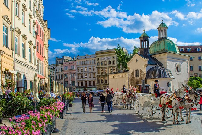 Krakow Old Town Guided Walking Tour - Key highlights at a glance