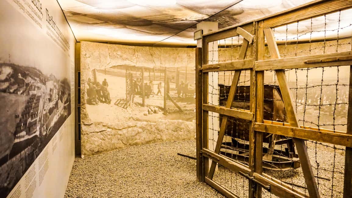 Krakow: Oskar Schindler's Factory Entry Ticket & Guided Tour - Inside the museum: artifacts, multimedia, and wartime context