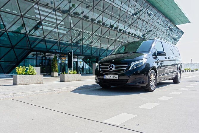 Krakow: Private Airport Transfer - The Ride Itself: Air-Conditioned Minivan Space, Luggage Rules, and Comfort
