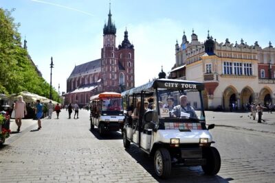 Krakow: Private Guided City Tour by Electric Car - Meeting at plac Jana Matejki 2 and getting comfortable fast