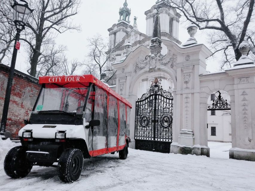 Krakow: Private Sightseeing Tour by Electric Car - Old Town loop: Barbican and the best way to get oriented