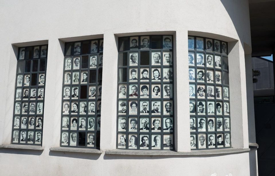 Krakow: Schindler's Factory & Ghetto Guided Tour - Key Points You’ll Care About