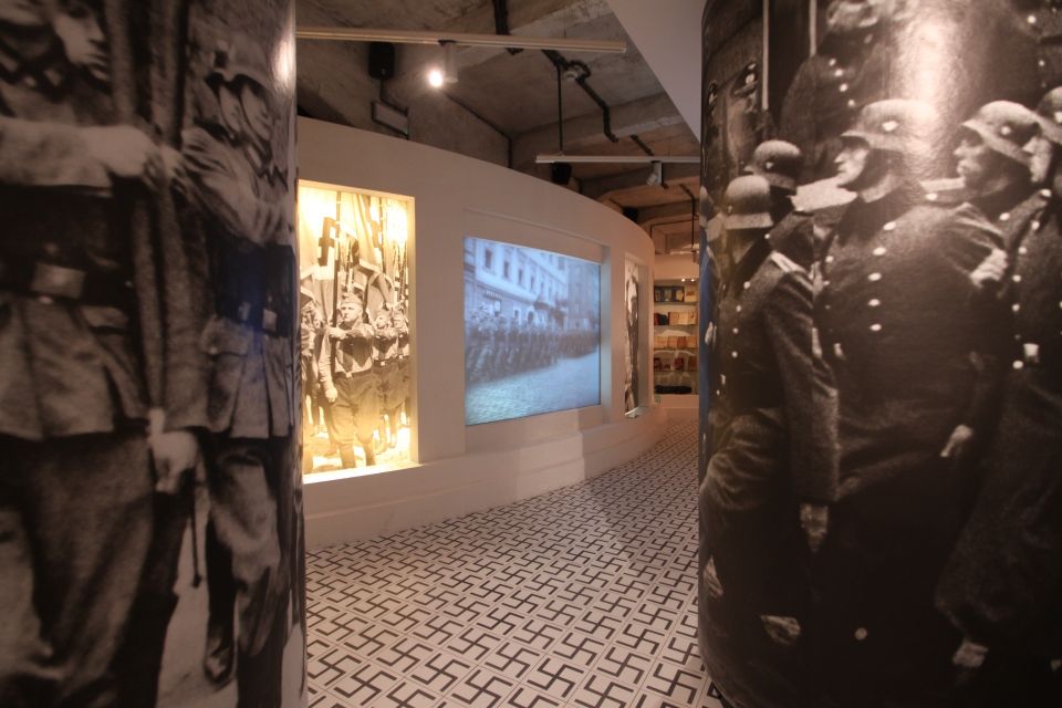 Krakow: Schindler's Factory Museum Guided Tour - What the Museum Focuses On: Schindler, Saved Jews, and Nazi Context