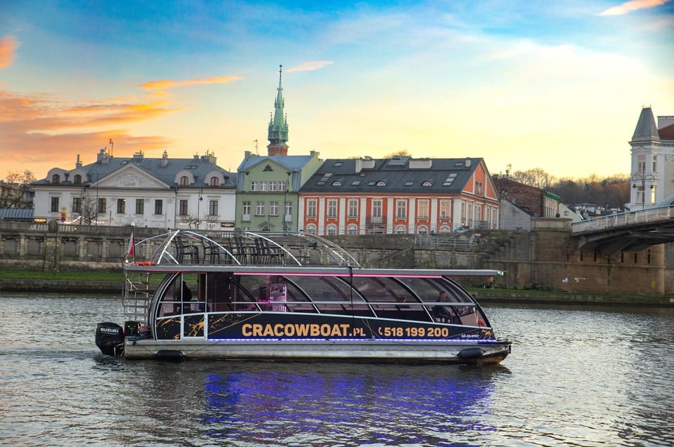 Krakow: Sightseeing Cruise on Vistula River with Audio Guide - Value check: is $26 worth it for a guided river view?