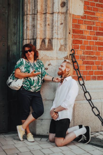 Krakow: Spooky Tales Guided Walking Tour - Executioners’ House and the Real Places of Public Punishment