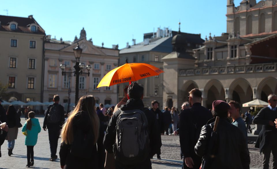 Krakow: The Old Town Walking Tour - Where the tour starts: St. Mary’s Basilica and that orange umbrella
