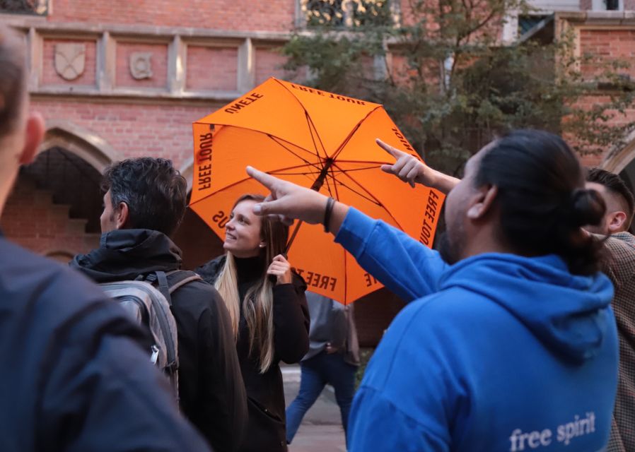 Krakow: The Old Town Walking Tour - The hourly trumpeter at the tower: why Krakow is different